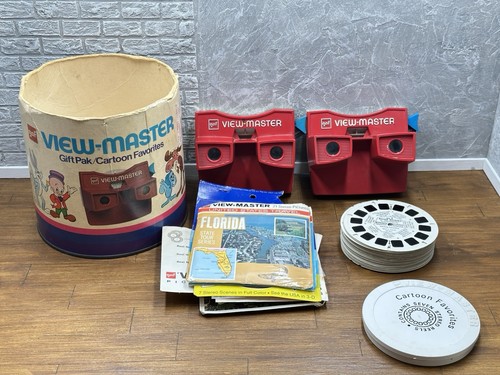 Vintage view master - (2), red