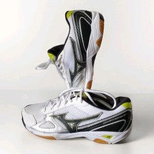 Mizuno Wave Twister 3 Court Trainers - UK 7 - White - Non Marking Soles - Used