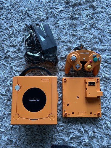 Nintendo gamecube console - nintendo,