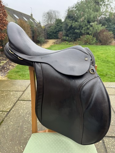 Sandringham event saddle - sandringham,