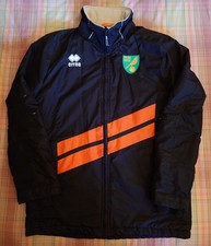 Norwich City FC Bench Jacket