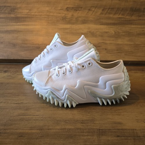 Converse run star - star, motion