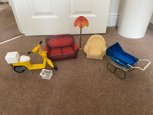 Vintage sindy furniture pram - vintage,