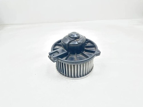 Mitsubishi pajero v3w - mitsubishi, v3w,