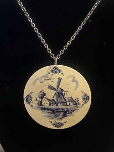 Delft blue style ceramic - blue,