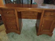 Willis & Gambier Wooden Desk