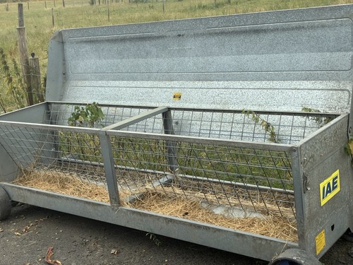 Mobile sheep feeder perfect - feeder,