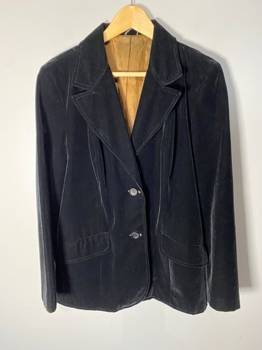 Vintage black velvet single