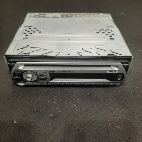 Sony stereo head unit mp3 - head, cd