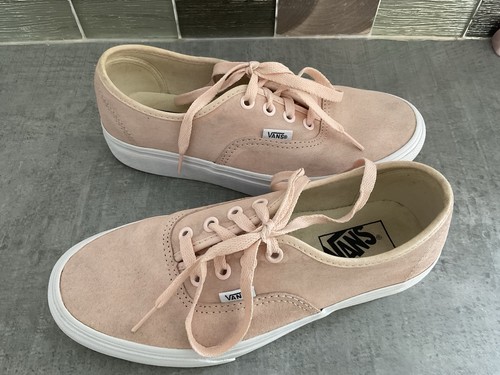 Peach vans off the - wall, size