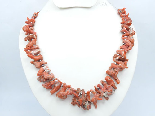 Natural red italian coral - red,
