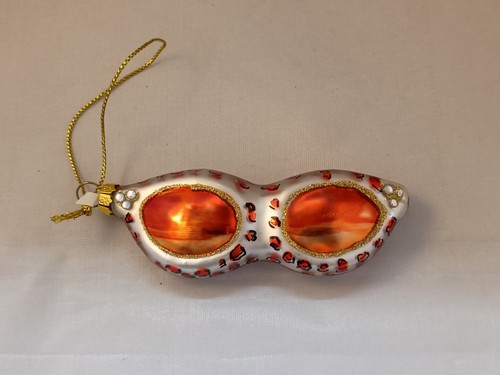 Glass ornament cat eye style - ornament,