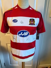 2006-Squad Signed Wigan