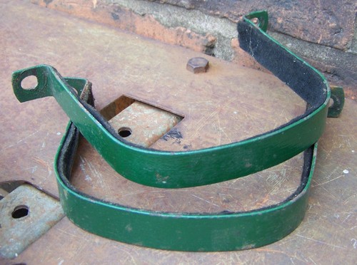 Lister tank straps - d,