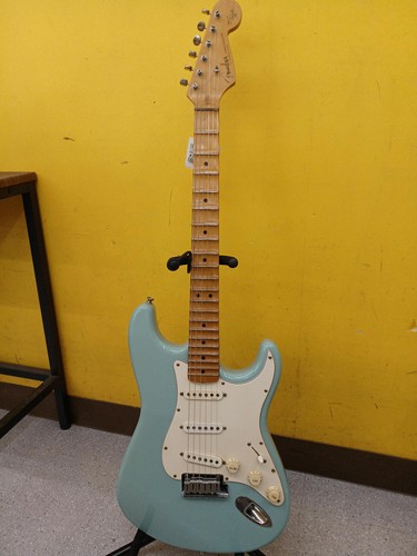Fender usa electric guitar - fender,