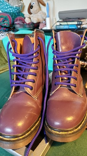 Martens plum 1460s size - dr, 6