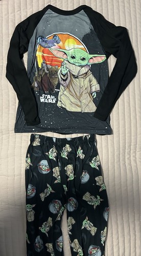 Official star wars mandalorian - star,