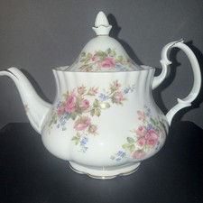 Royal Albert, Moss Rose Bone