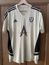 Retro Leeds United Football