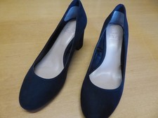 PAIR LADIES F & F SUADE SHOES