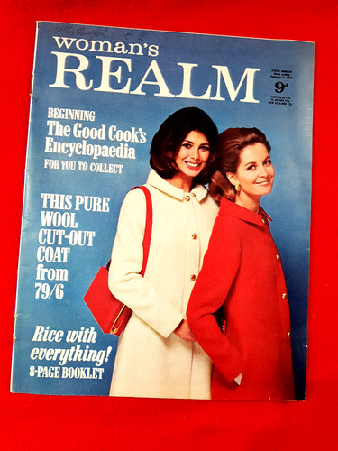 Vintage woman realm magazine - realm,
