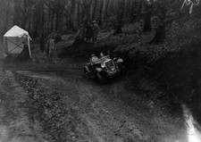 R M Andrews, Singer Le Mans