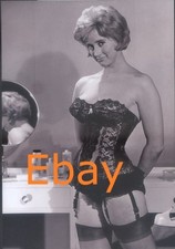 6 x 4 Inch Black & White