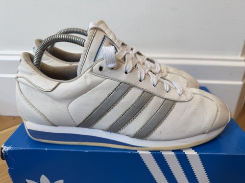 Adidas country uk9 2001 rare - country,