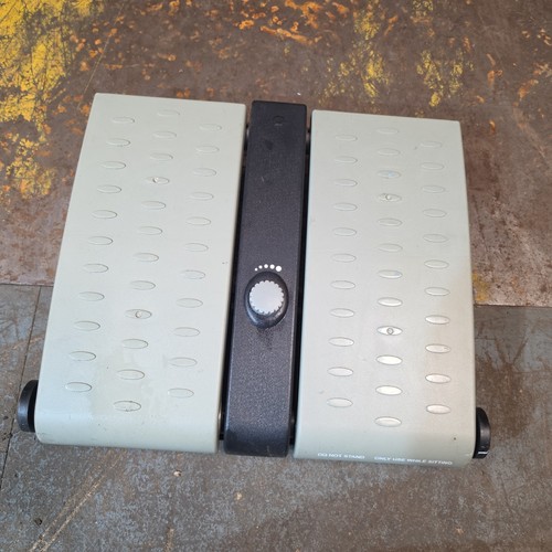Seated pedal exerciser - seated,