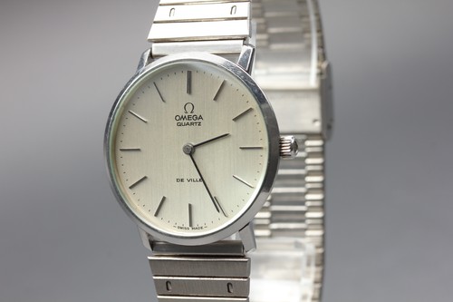 1977 near mint - 1977, omega
