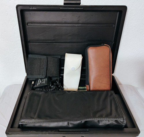 Vintage bell howell - howell, portable