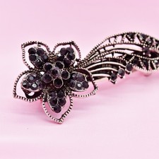Vintage/Antique Style Silver Effect Diamante / Crystal Studded Flower Hair Slide
