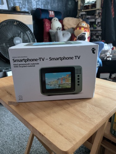 Smartphone magnifier screen - magnifier,