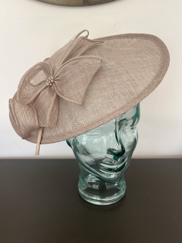 Metallic almond silver