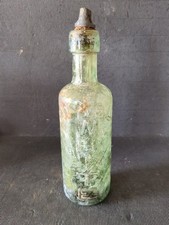 VICTORIAN WHITE R. W & S Ltd