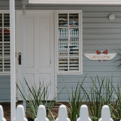 Red rosewood door - red, hanging