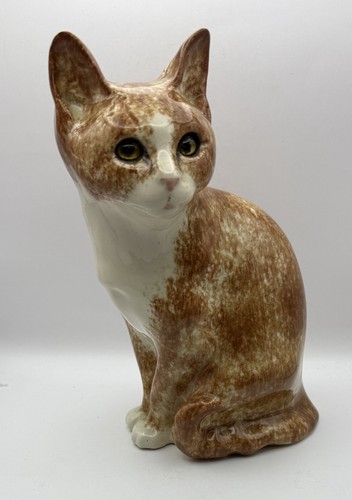 Large winstanley sitting - large,