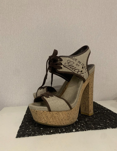 Gucci vintage script logo cork - gucci,