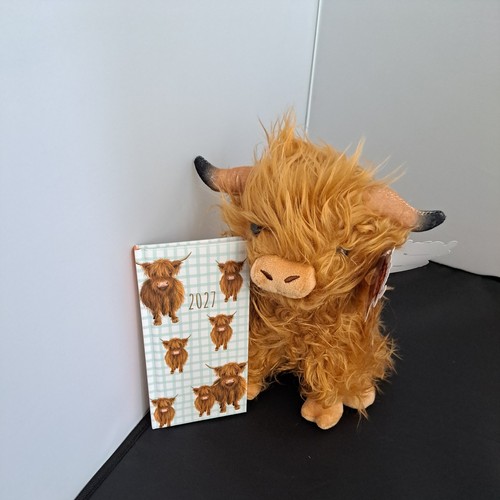 Cuddly living nature highland - cuddly,