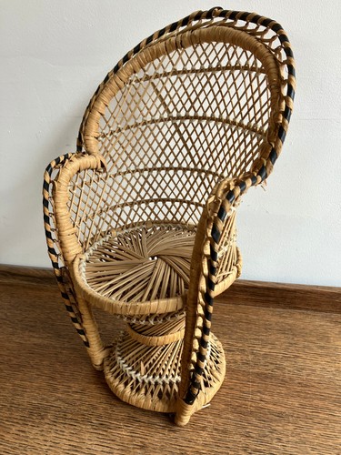 Vintage wicker peacock - wicker, style