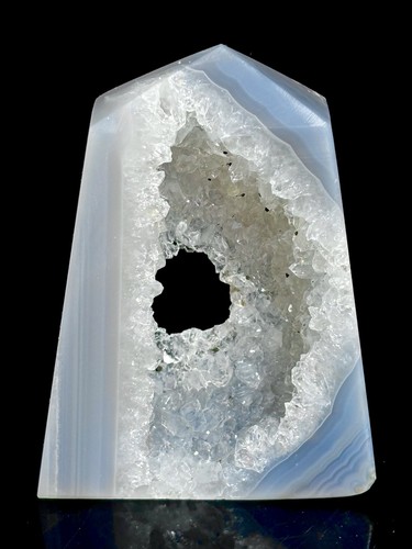 Unique agate geode crystal - agate,