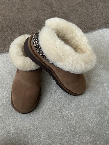 Ugg boots size 6 - boots,