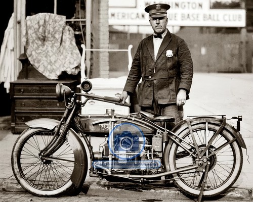 Motor cop with his excelsior - with,