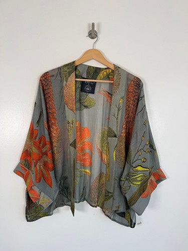 One hundred stars kimono - one,