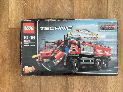 Lego technic airport rescue - airport,