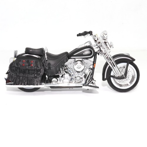 Harley davidson flsts - 1:18,