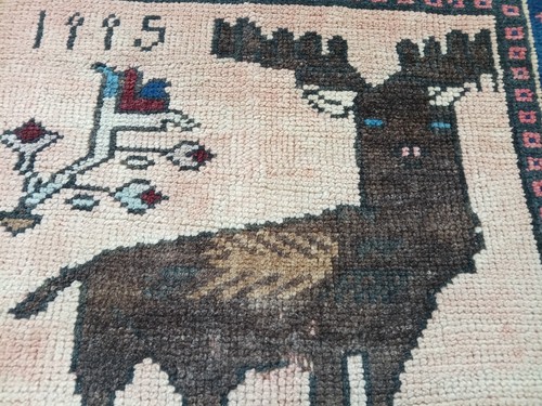 Primative mysterious deer rug - mysterious,