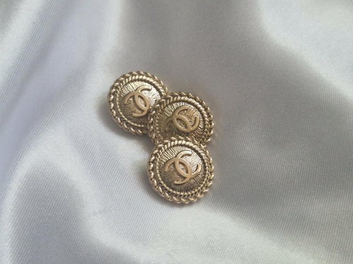 Lot chanel gold metal - lot,