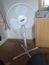 Highlands FAN02 16" 3 Speed Standing Fan - White