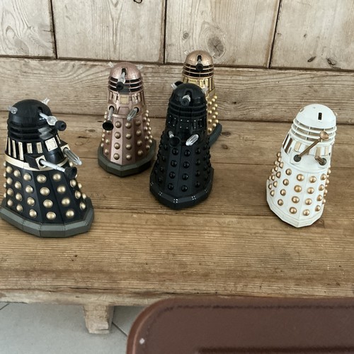 Vintage doctor who daleks - doctor, x